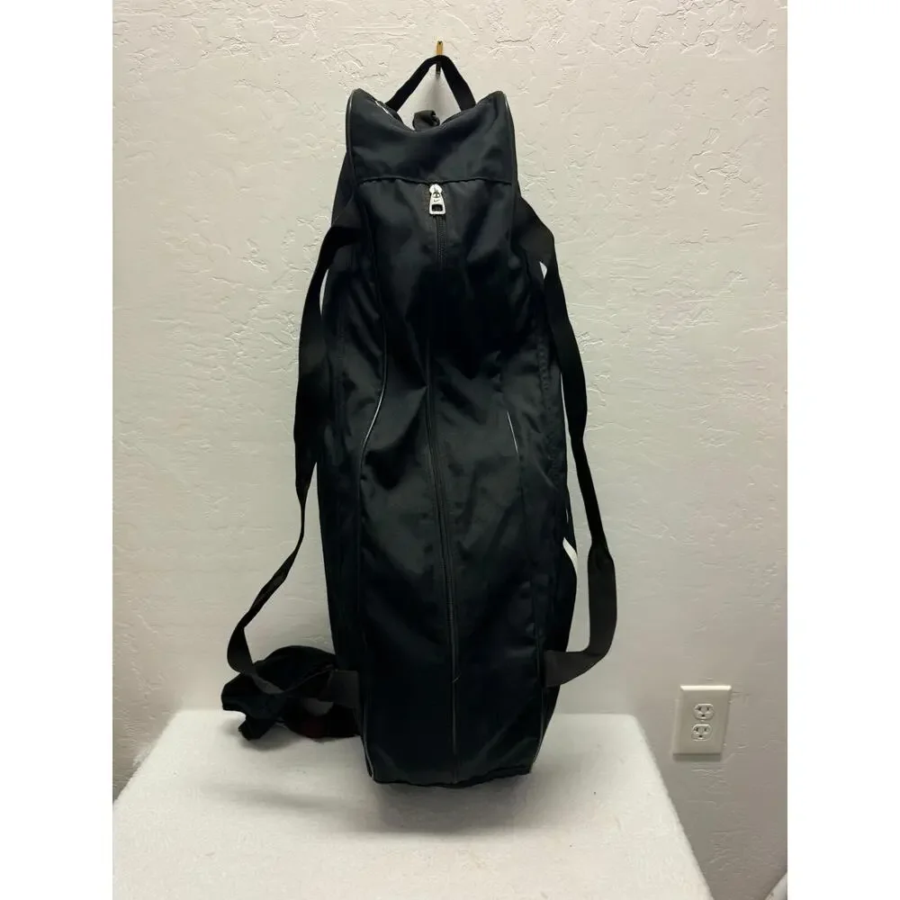 Nike Black Training Duffel‎ Bag With Shoulder Strap Zippered Compartments